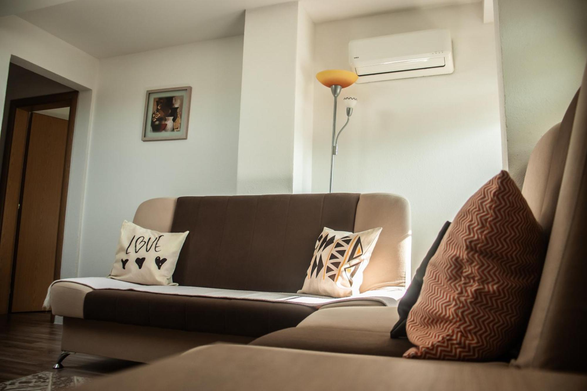 Apartments Basic Високо Экстерьер фото